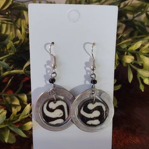 Handmade African Earrings! 100% of profits made are donated.